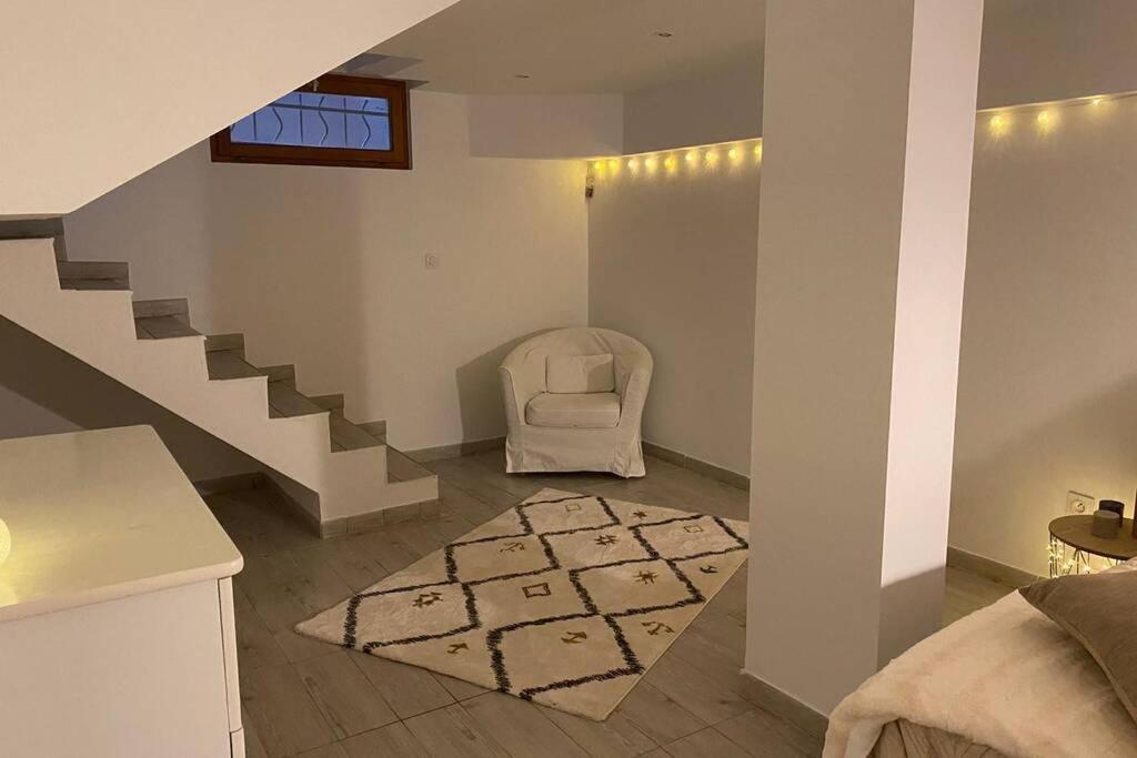 Villa Des Oliviers Avec Piscine Chassagny Εξωτερικό φωτογραφία