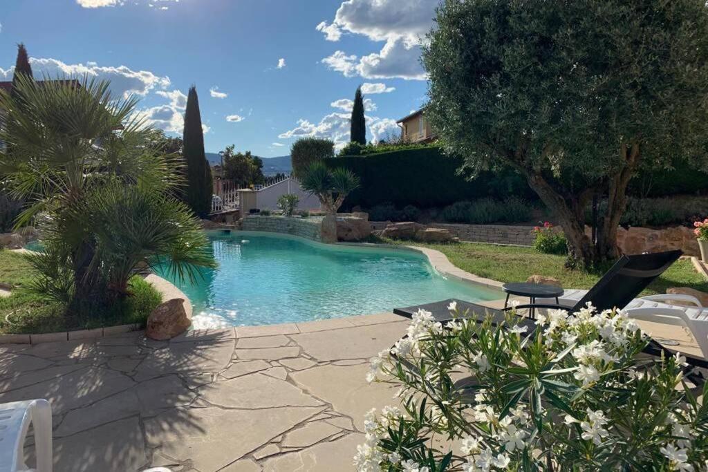 Villa Des Oliviers Avec Piscine Chassagny Εξωτερικό φωτογραφία